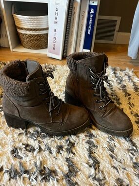 Women's Brown Faux-Shearling Lace-Up Ankle Boots